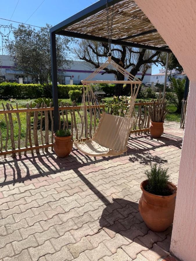Les Flo Location Apartment Aigues-Mortes Exterior photo