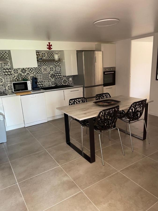 Les Flo Location Apartment Aigues-Mortes Exterior photo